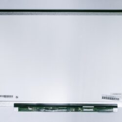 LCD 15.6" matrica