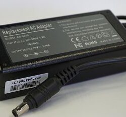 SAMSUNG notebook power adapter