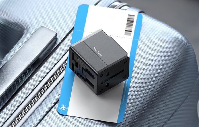 Travel Adapter McDodo CP-4120 2.1A Fast Charging - Image 5