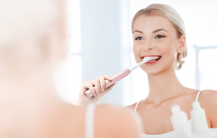 Sonic toothbrushes with tips set and 2 toothbrush holders Bitvae D2+D2 (pink and black) - Image 7